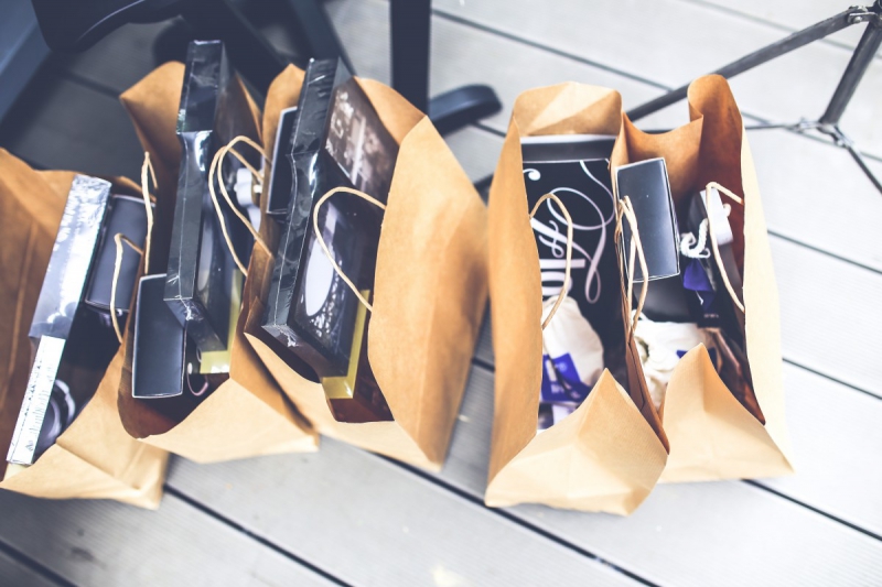 vitrine-ASCROS-min_shop_shopping_bags_gift_brown_blank_market_product-722676